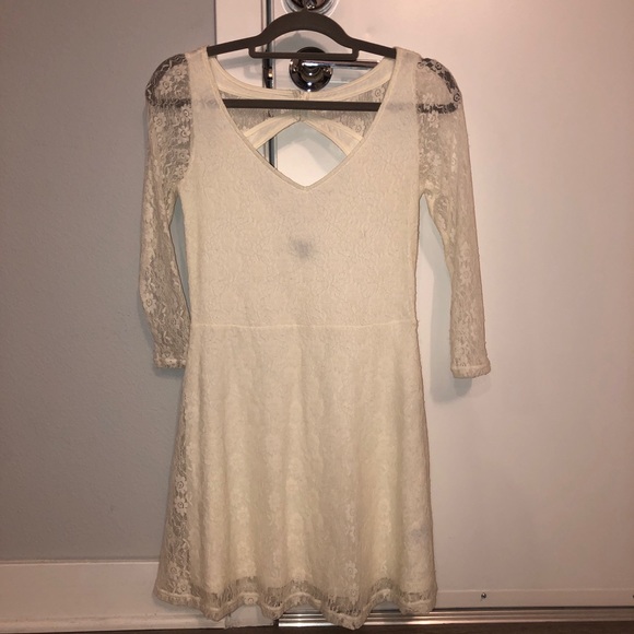 White lace American Eagle 3/4 length sleeve dress - Picture 4 of 7